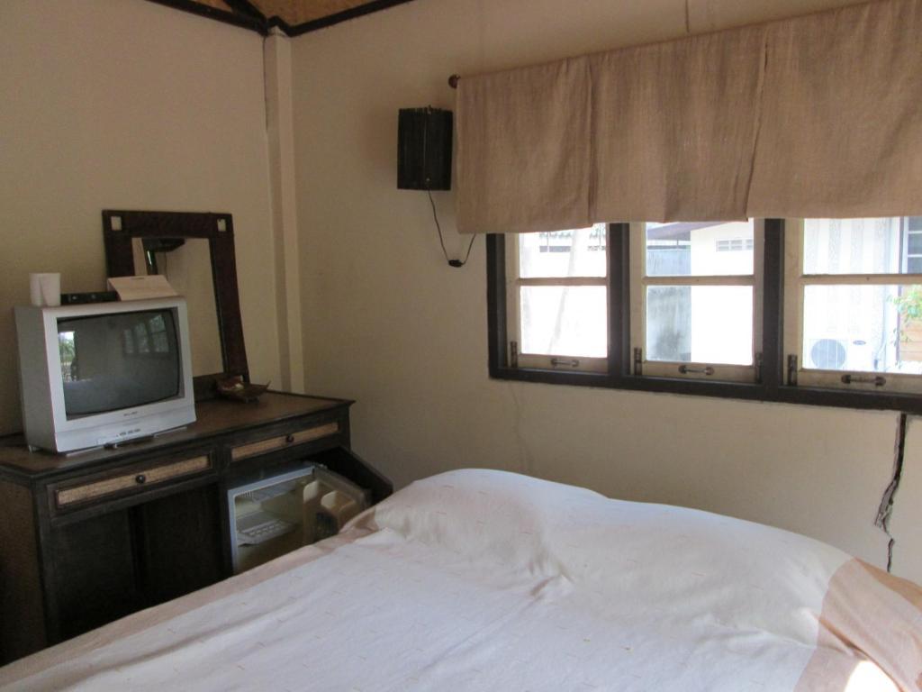 Le Bien Resort Surin Room photo